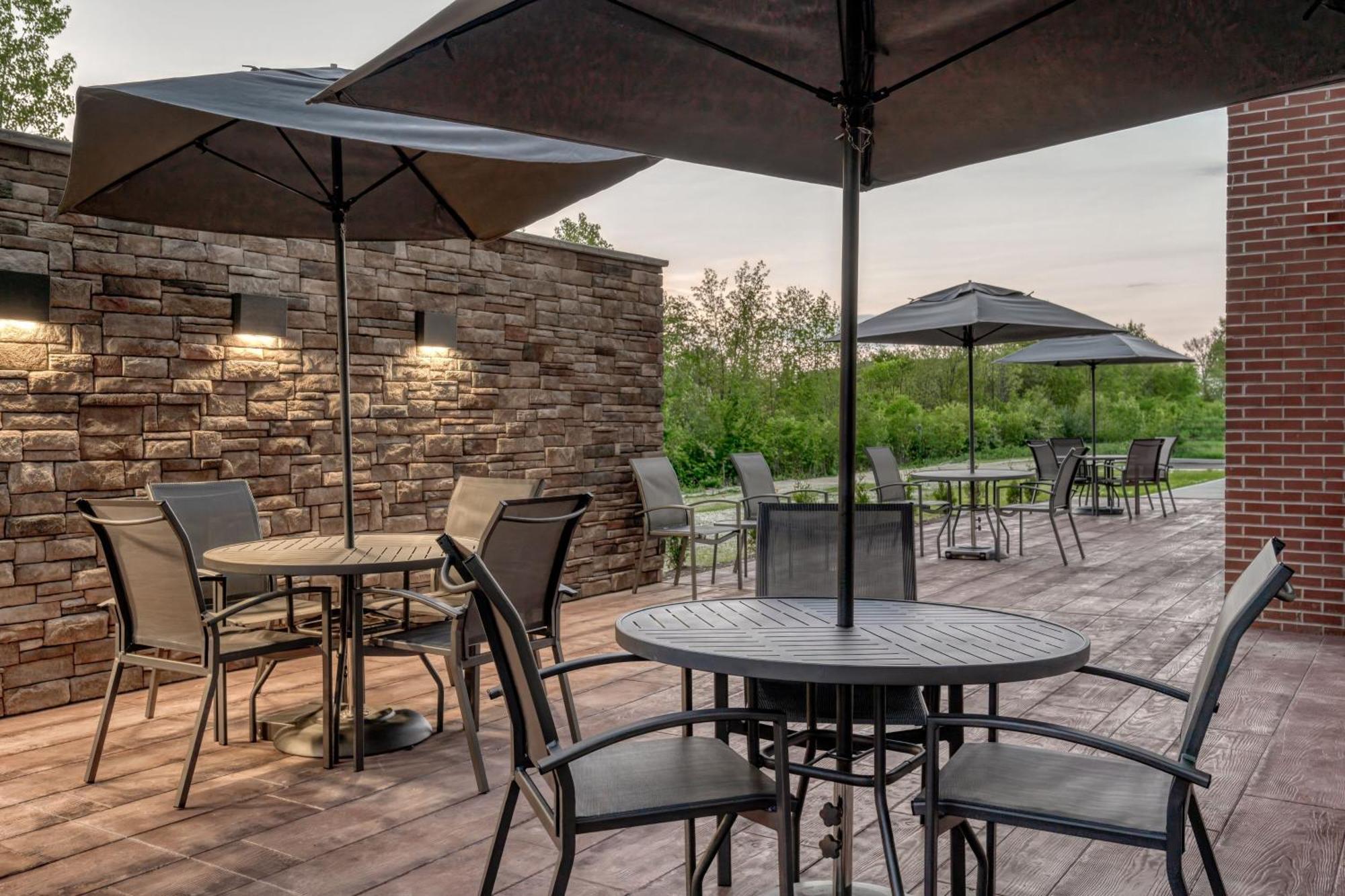 Fairfield By Marriott Inn & Suites Whitestown Indianapolis Nw Extérieur photo